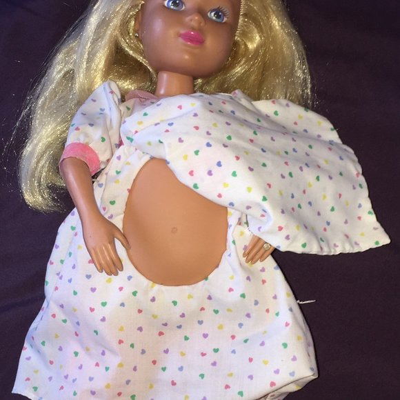 1992 Mommy's Having A Baby Doll Pregnant No Baby - Picture 2 of 4